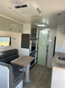 e7c4ad 04f542bfceb2451389d43979825fdb32mv2