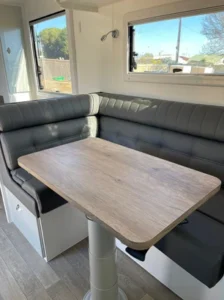 e7c4ad 2dfa8008a33442f3b2a1d22dca0a6f2bmv2