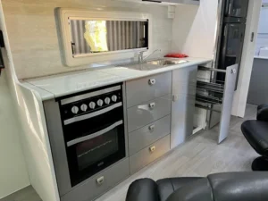 e7c4ad 380e5236eb4442468b78d1510bfa9e74mv2