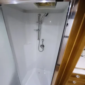 e7c4ad 9970e7b351864250be2a7fad593f9931mv2