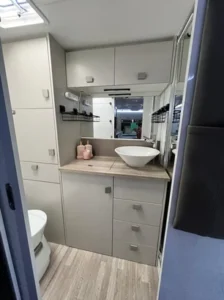 e7c4ad eccfc711565340ae8dcab9c700a529bfmv2 1