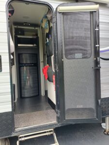 2015 New Age OZ Classic | Entry Way | Find My Van | Caravan Broker | Caravan Sale Australia