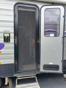 2015 New Age OZ Classic | Entry Way Screen | Find My Van | Caravan Broker | Caravan Sale Australia