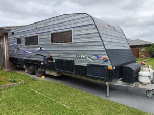 2015 New Age OZ Classic | External Side | Find My Van | Caravan Broker | Caravan Sale Australia