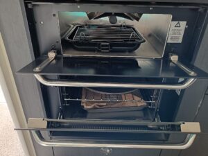 2015 New Age OZ Classic | Oven | Find My Van | Caravan Broker | Caravan Sale Australia