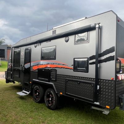 2019 JB Dirt Road Extreme 5 Berths Semi off road
