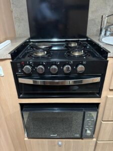 2014 Jayco Expanda Outback | Washing Machine | Find My Van | Caravan Broker | Caravan Sale Australia