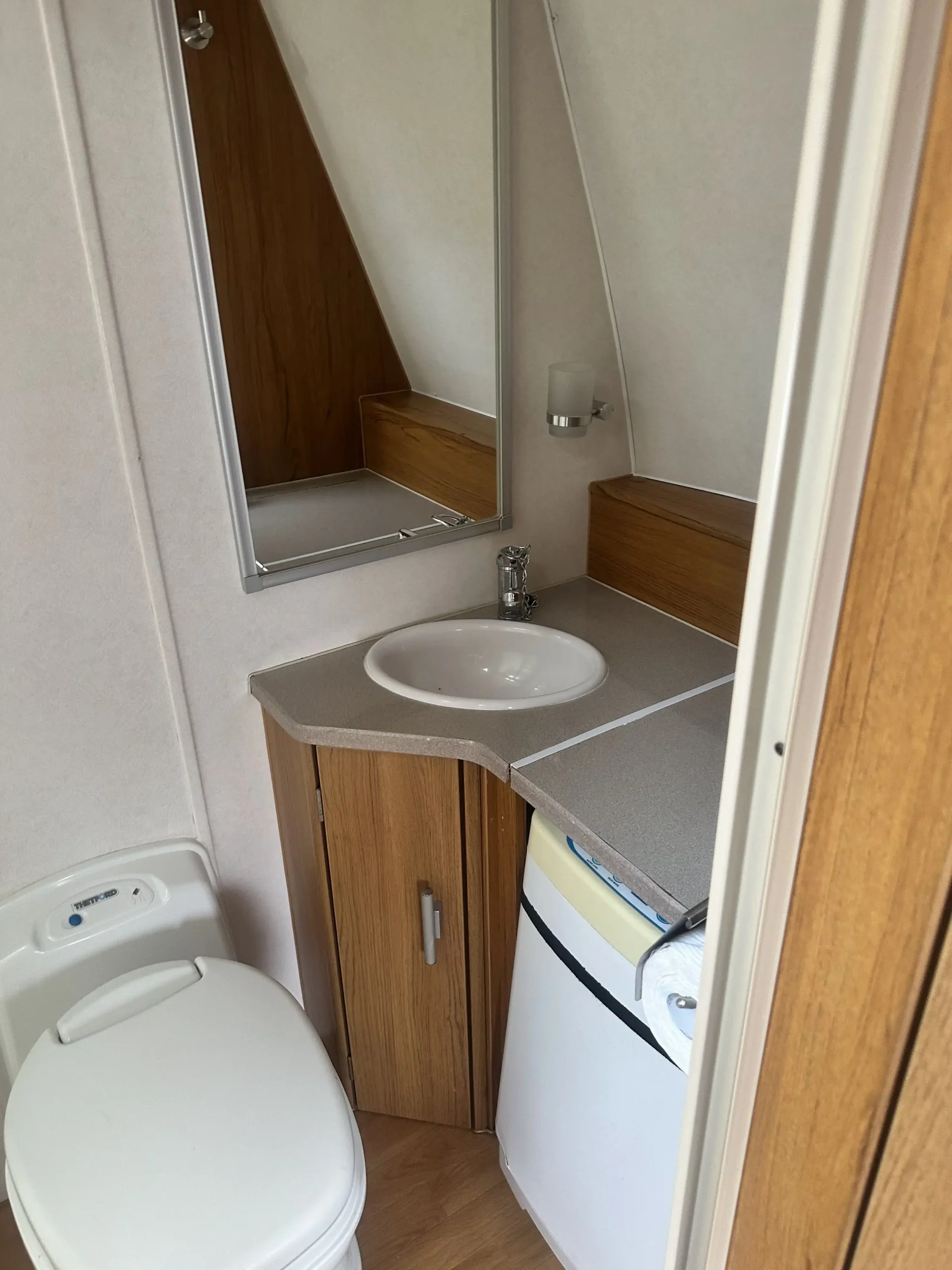 2010 Jayco Sterling | Ensuite | Find My Van | Caravan Broker | Caravan Sale NT Australia
