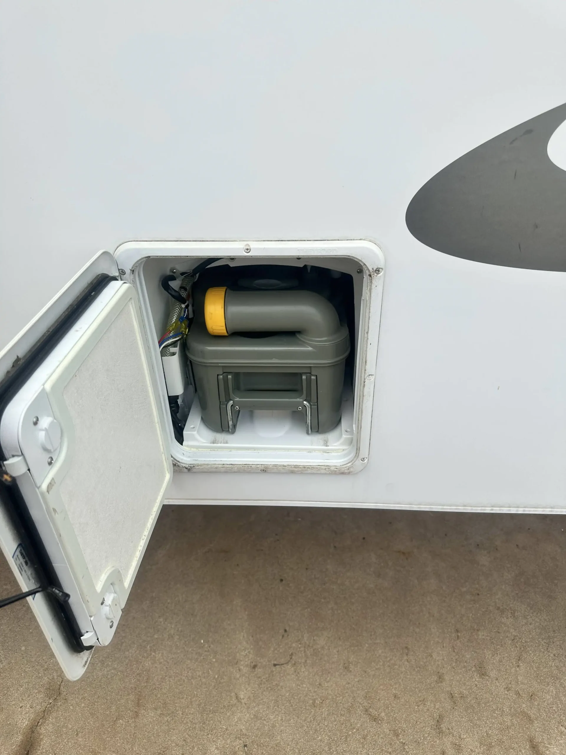 2010 Jayco Sterling | External | Find My Van | Caravan Broker | Caravan Sale NT Australia