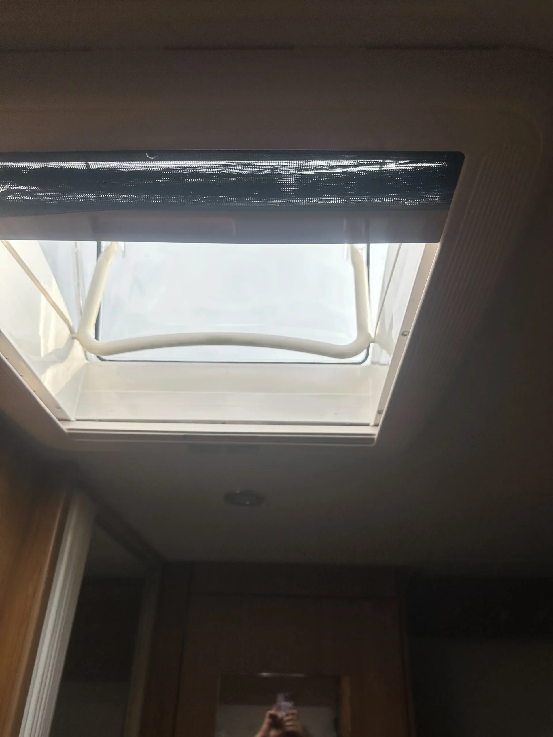 2010 Jayco Sterling | Skylight | Find My Van | Caravan Broker | Caravan Sale NT Australia