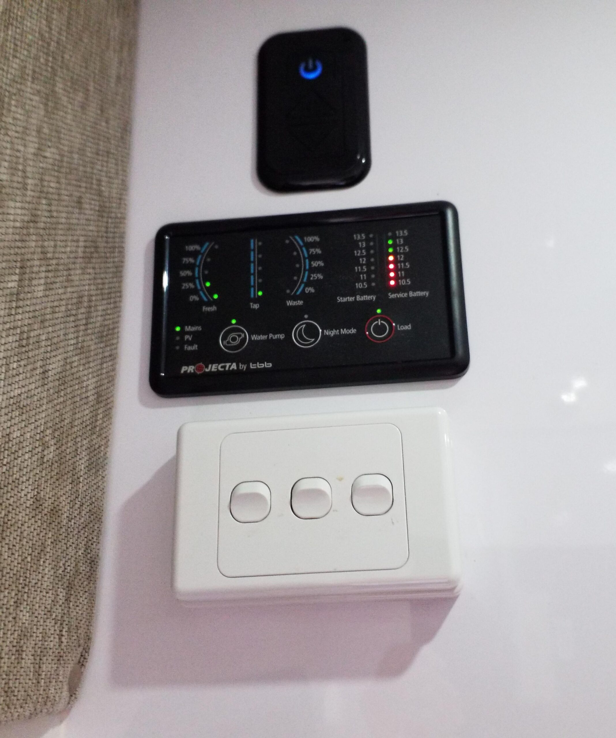 2023 Snowy River SRC 19 | Controls | Find My Van | Caravan Broker | Caravan for Sale QLD Australia