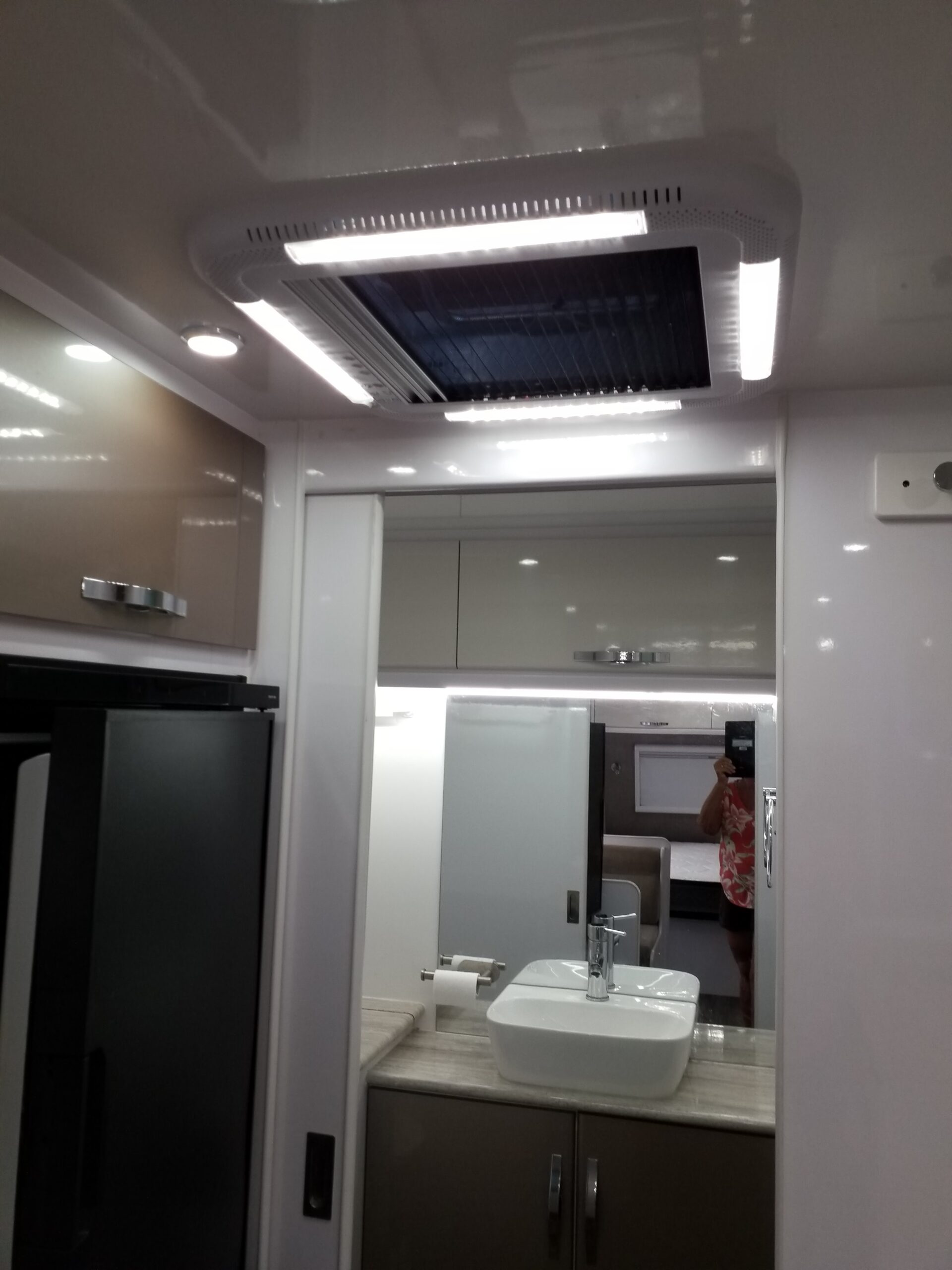 2023 Snowy River SRC 19 | Ensuite 1 | Find My Van | Caravan Broker | Caravan for Sale QLD Australia