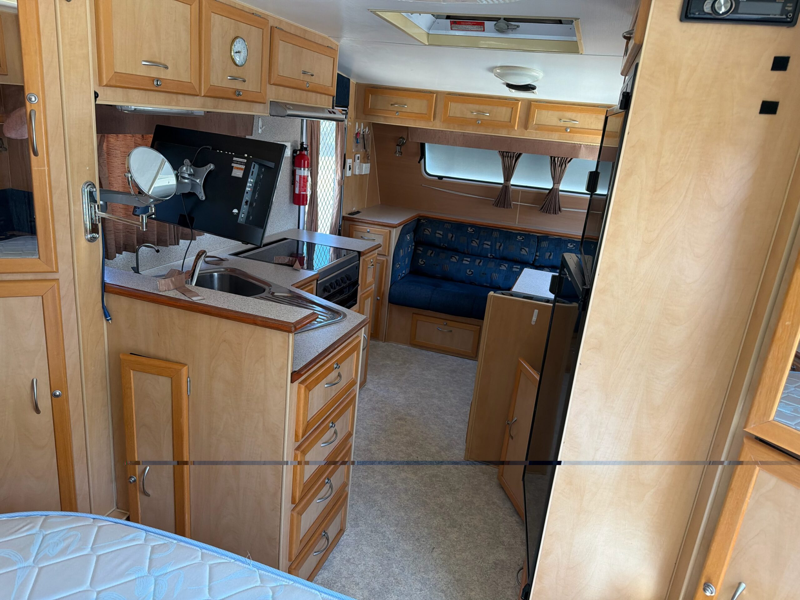 2006 Supreme Territory | Long View 1 | Find My Van | Caravan Broker | Caravan Sale VIC Australia