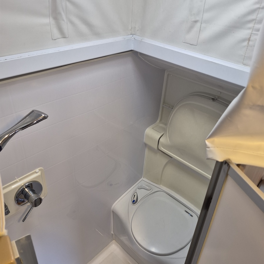 2013 Jayco Discovery Outback | Combined Ensuite 2 | Find My Van | Caravan Broker | Caravan for Sale in NSW Australia