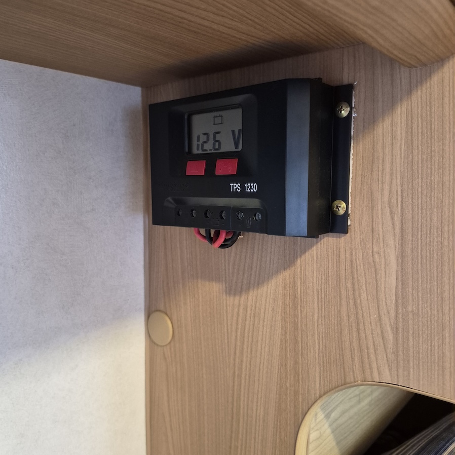 2013 Jayco Discovery Outback | Solar Charge Control | Find My Van | Caravan Broker | Caravan for Sale in NSW Australia