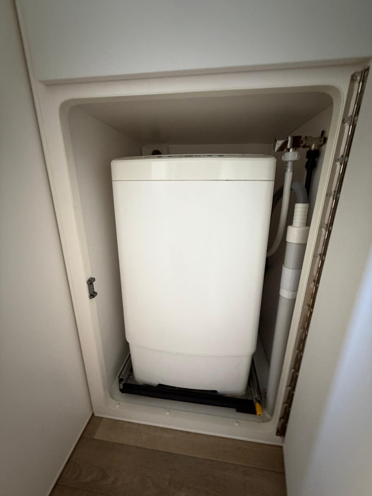 2023 Great Escape Family Escape Limited Edition | Washing Machine | Find My Van | Caravan Broker | Caravan for Sale in QLD Australia