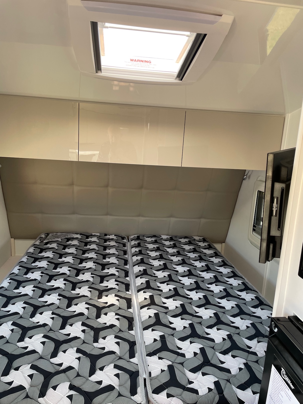 2024 Crusader Esperance CRV | Beds Combined 2 | Find My Van | Caravan Broker | Caravan for sale in VIC Australia