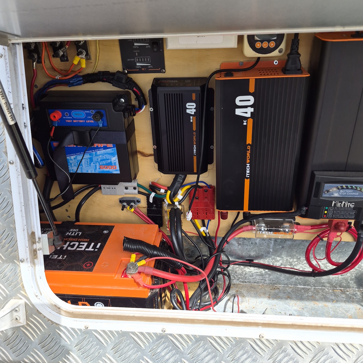 2010 Concept Newlands | Battery Inverter | Find My Van | Caravan Broker | Caravan for Sale in SA Australia