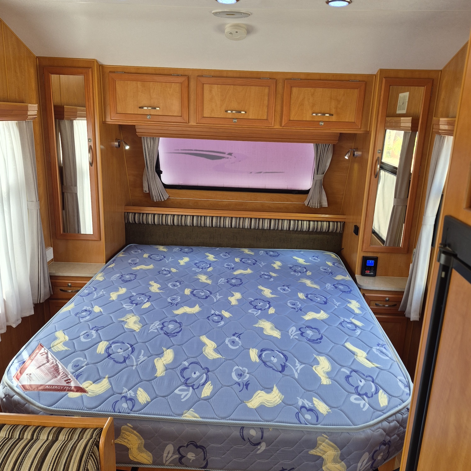 2010 Concept Newlands | Bed | Find My Van | Caravan Broker | Caravan for Sale in SA Australia