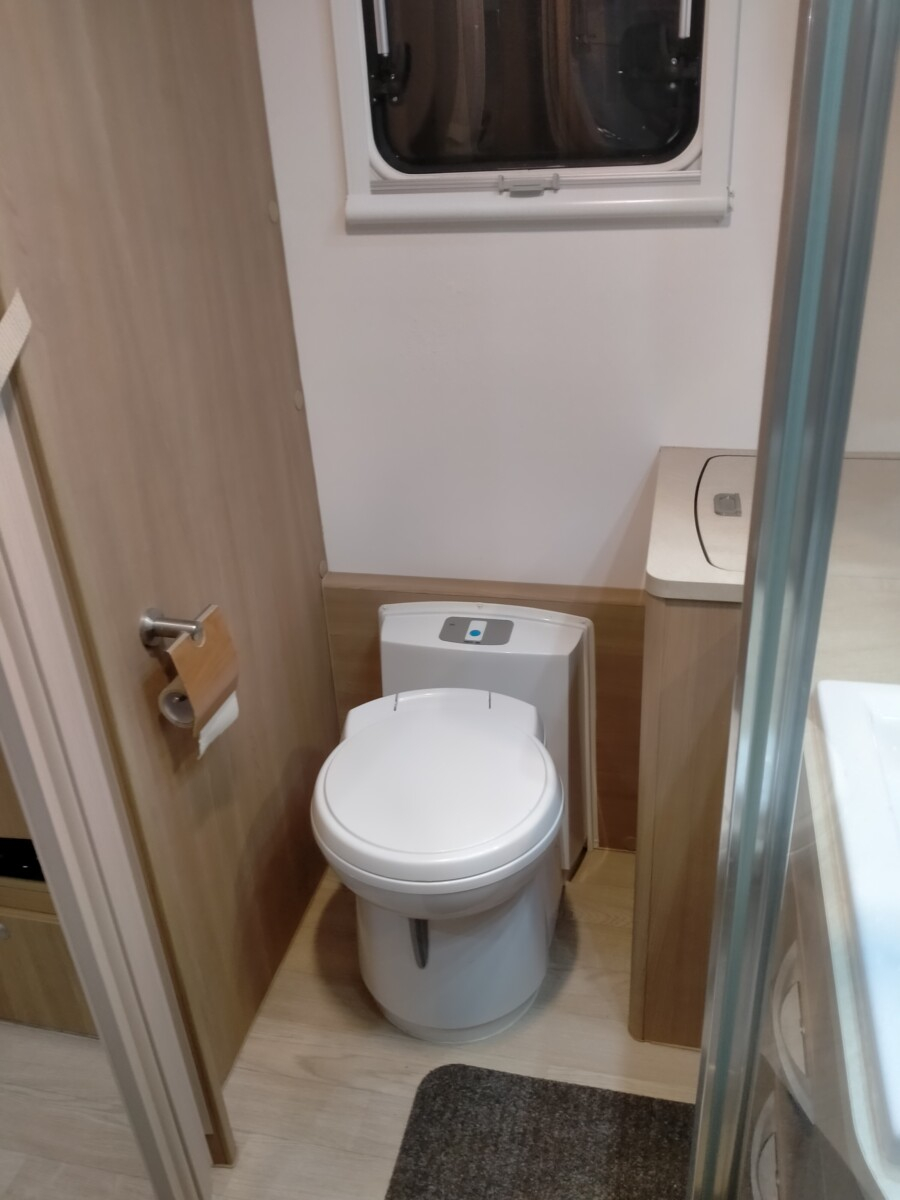 2014 Jayco Starcraft Outback Toilet Find My Van Caravan Broker Caravan for Sale in NSW Australia