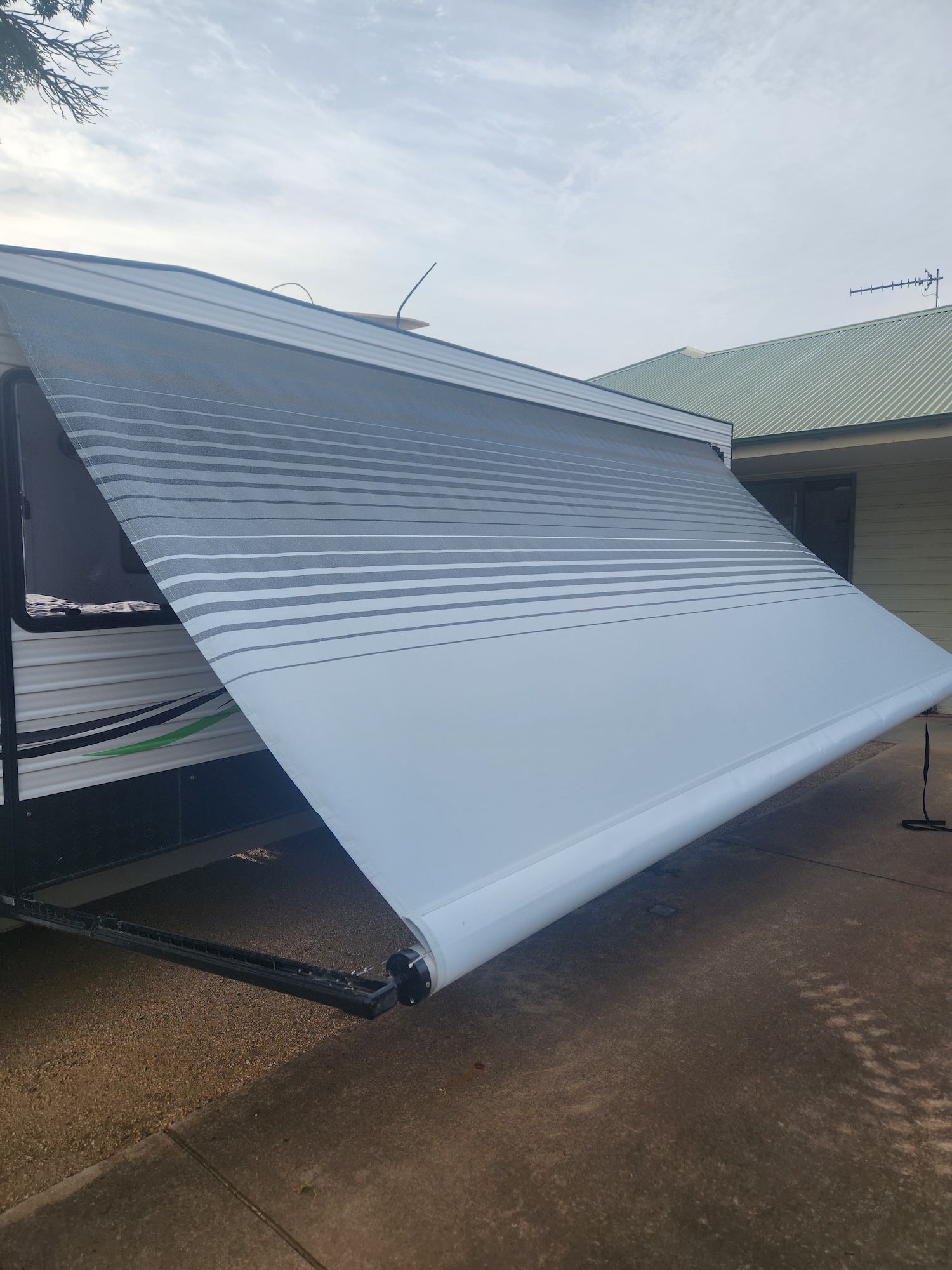 2017 Villa Veronika Awning Find My Van Caravan Broker Caravan for Sale in VIC Australia