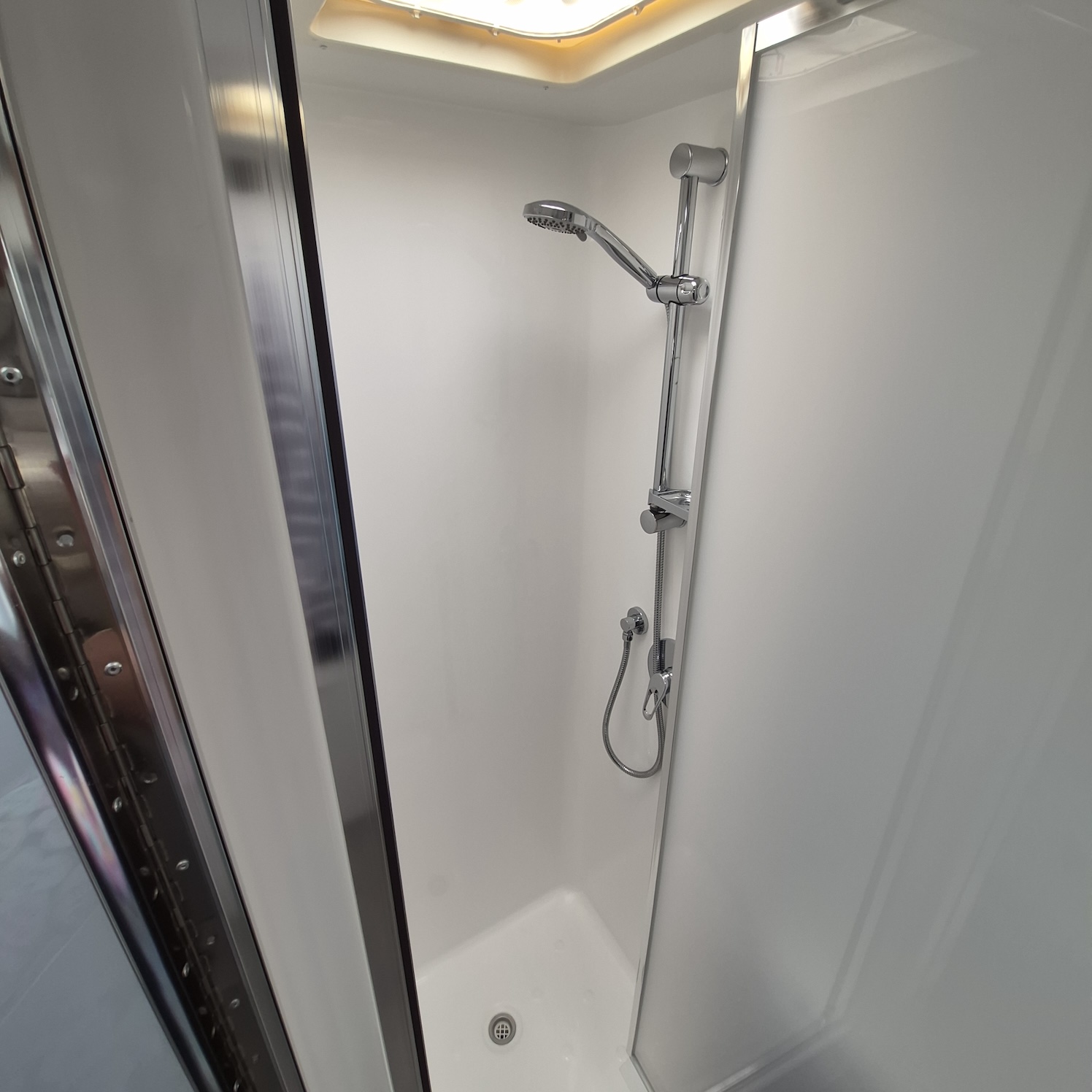 2023 Franklin Razor Triple Bunk | Shower 1 | Find My Van | Caravan Broker | Caravan for Sale in SA Australia