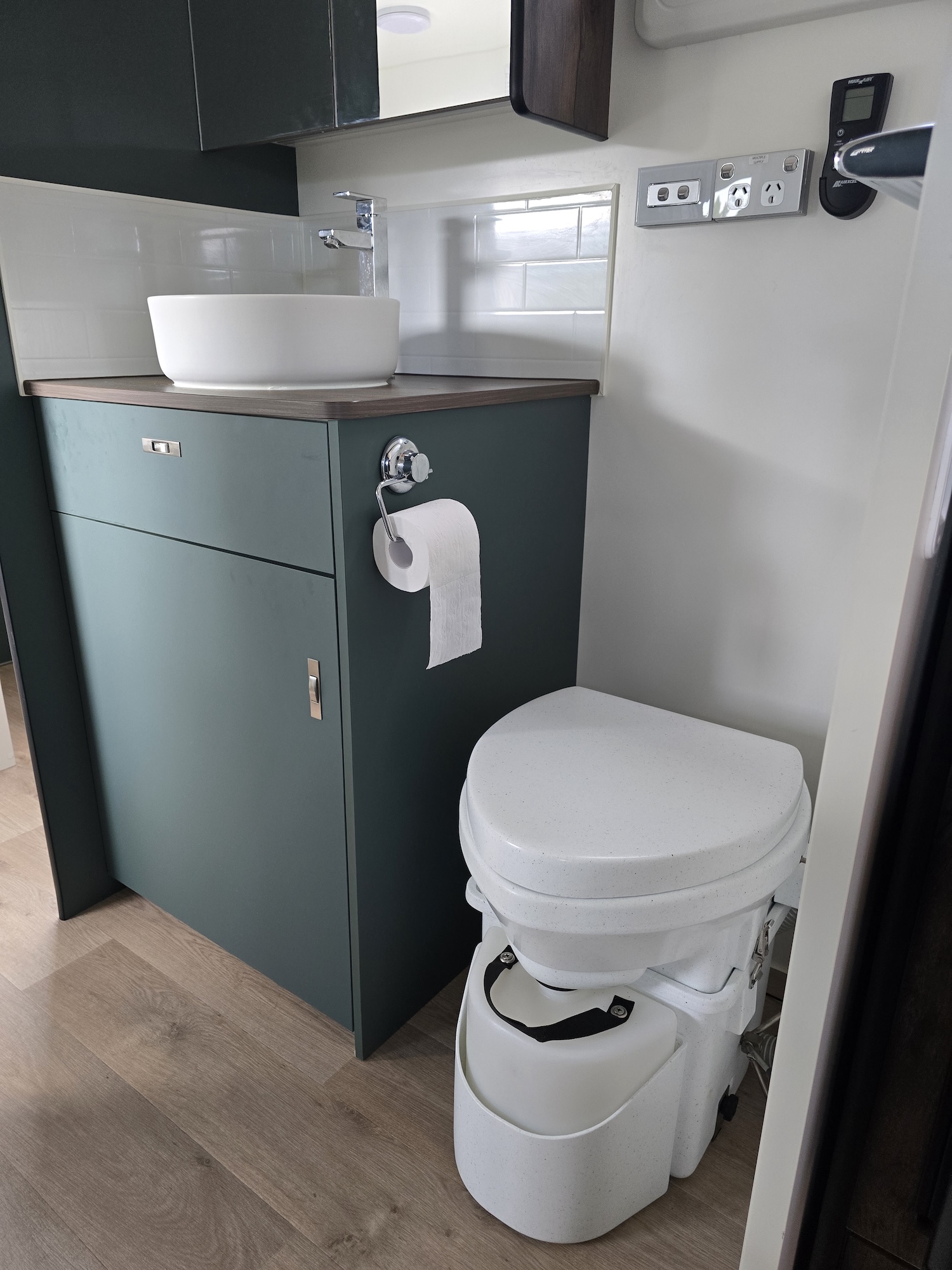 2024 ERV Retreat Ensuite Toilet Find My Van – Caravan Broker – Caravan for Sale NSW Australia