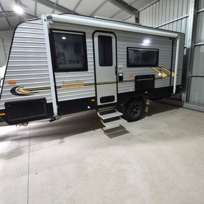 2016 Concept Innovation 2 Berths Semi off road