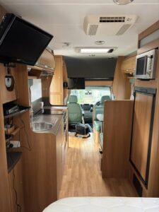 2010 Jayco Optimum Motorhome Find My Van Motorhome for Sale in QLD Australia12