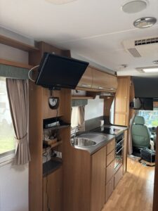 2010 Jayco Optimum Motorhome Find My Van Motorhome for Sale in QLD Australia8