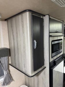 2015 Jurgens Skygazer Find My Van Caravan Broker Caravan for Sale in NSW Australia17